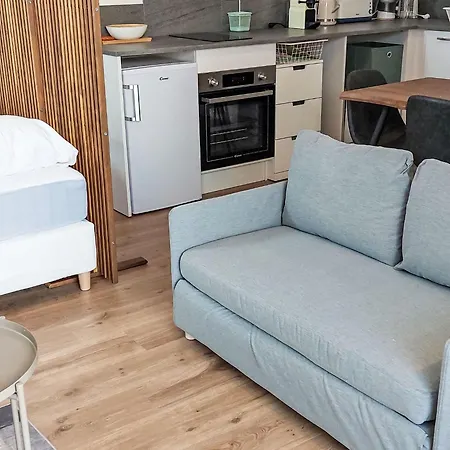 Cap Ocean-15 By Interhome