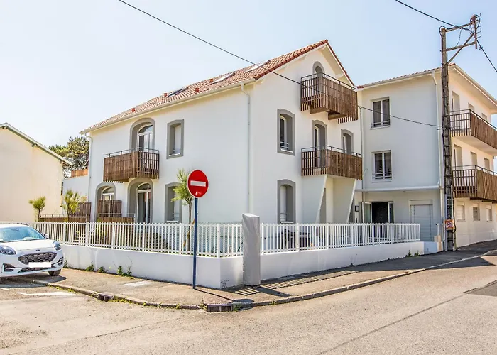 Cap Ocean-15 By Interhome Apartment *