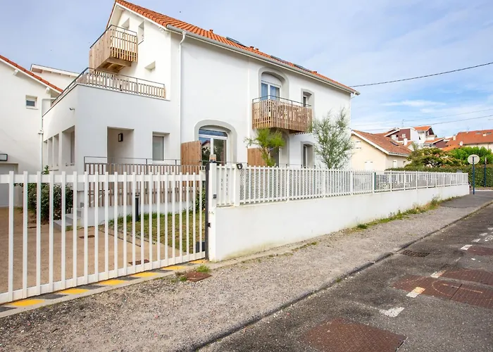 Cap Ocean-15 By Interhome